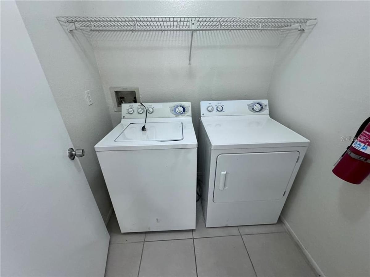 Image 19 of 28 For 637 Buoy Lane 201