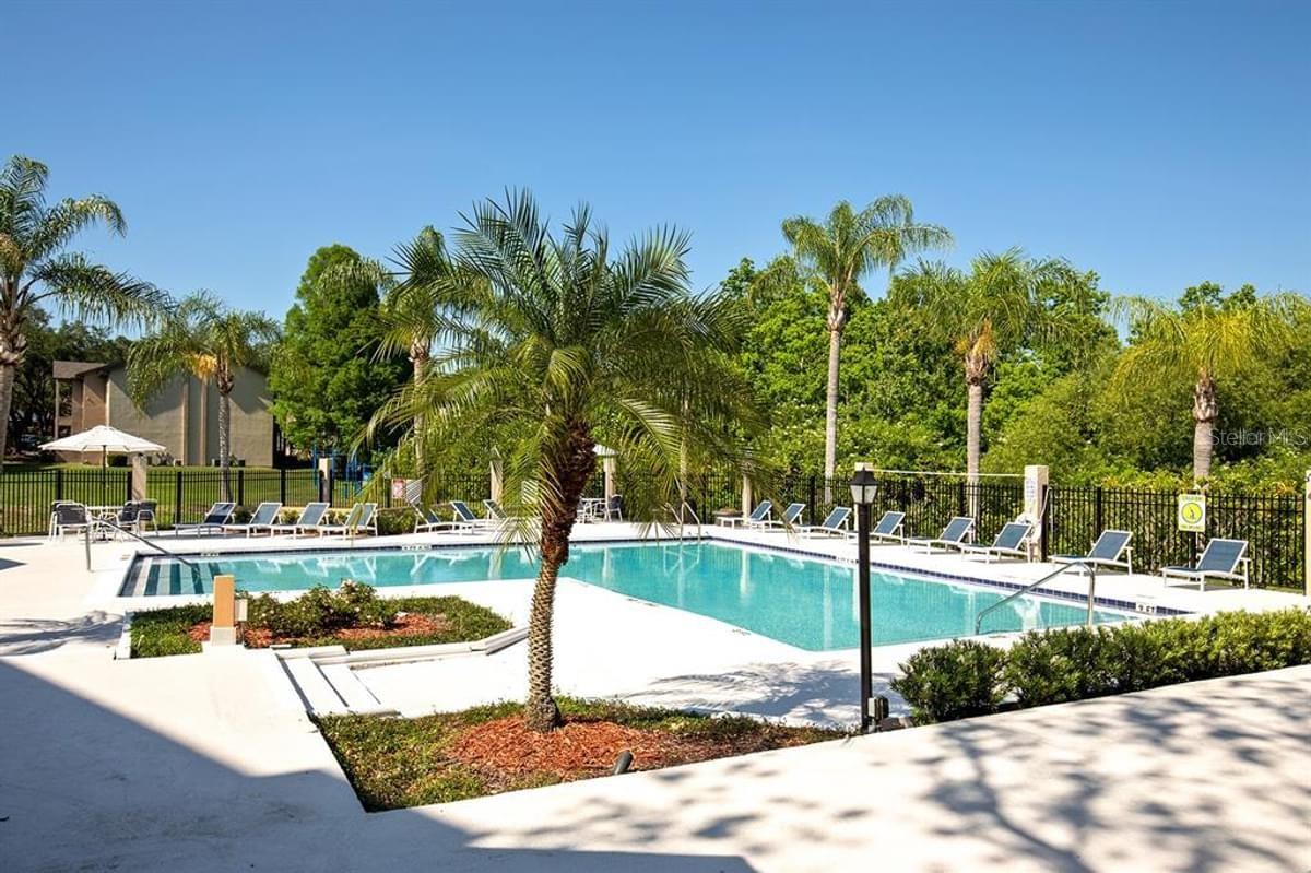 Image 25 of 28 For 637 Buoy Lane 201