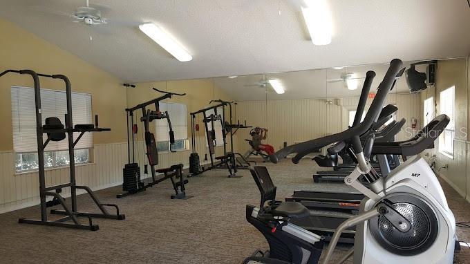 Image 27 of 28 For 637 Buoy Lane 201