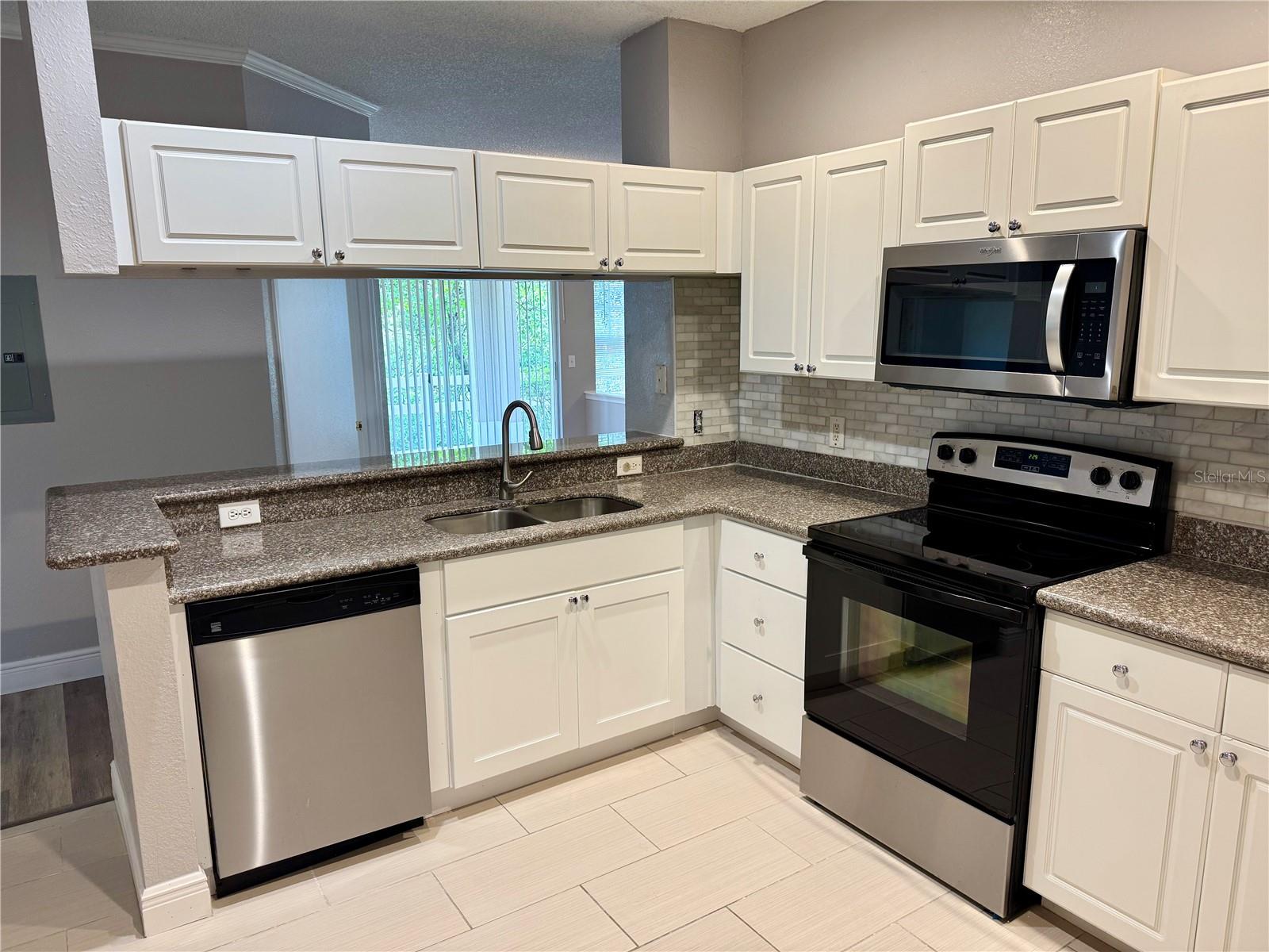 Image 11 of 23 For 1514 Arbor Lakes Circle 1514