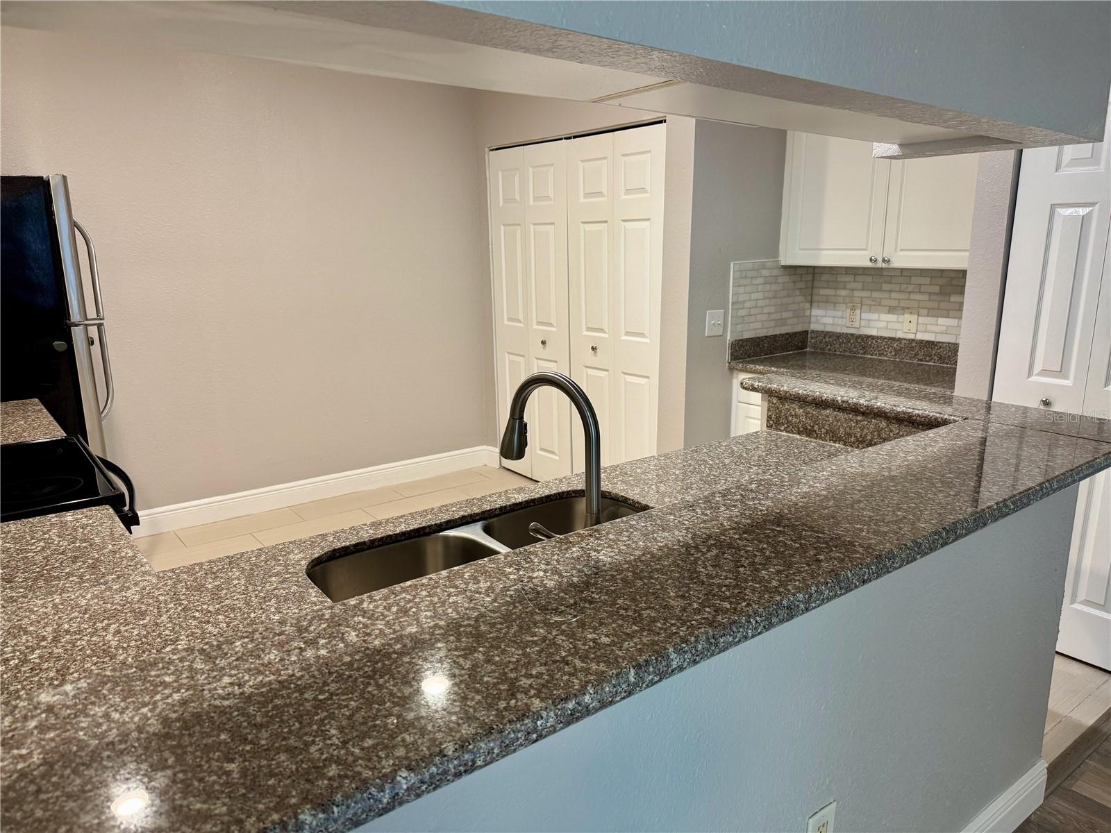 Image 9 of 23 For 1514 Arbor Lakes Circle 1514