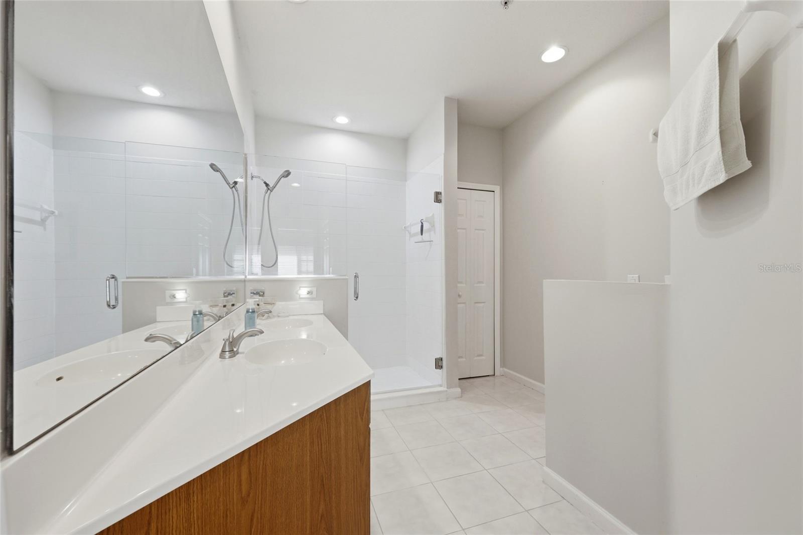 Image 25 of 43 For 140 Calle El Jardin  102