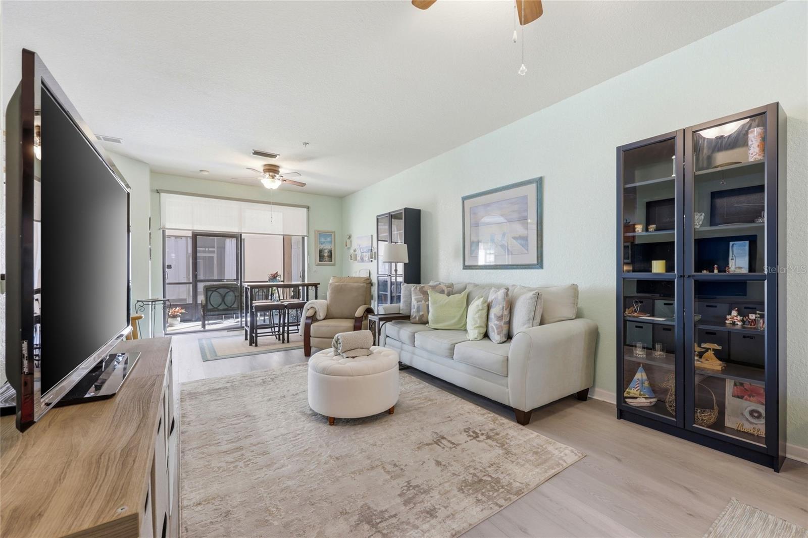 Image 7 of 43 For 140 Calle El Jardin  102