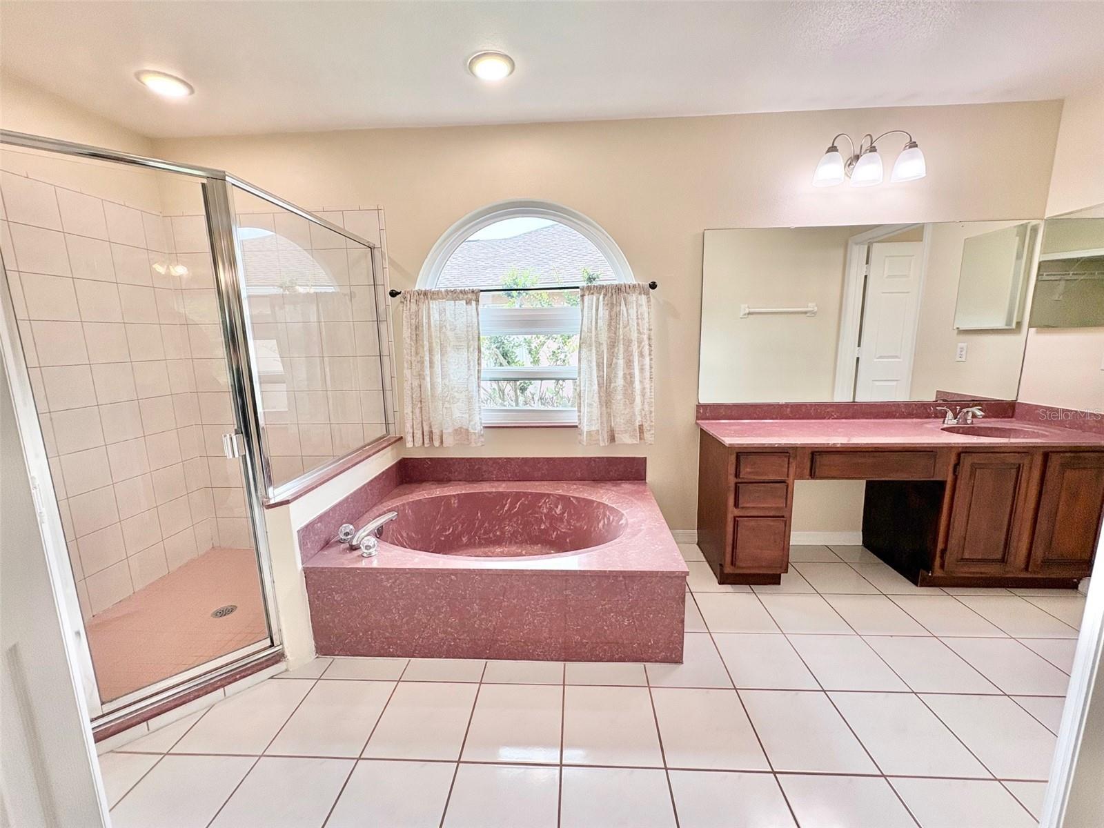 Image 19 of 32 For 2813 Rolling Broak Drive