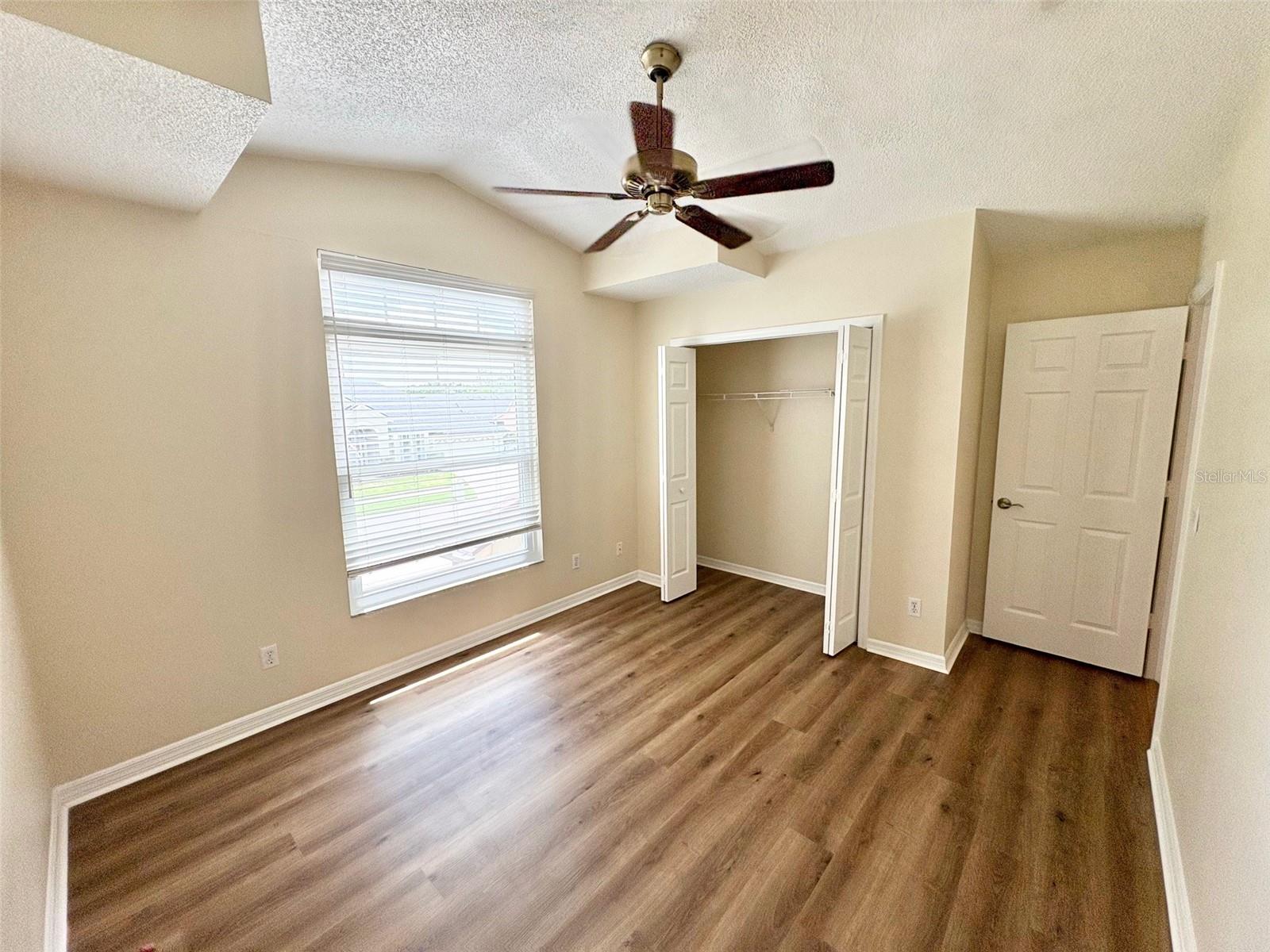 Image 28 of 32 For 2813 Rolling Broak Drive