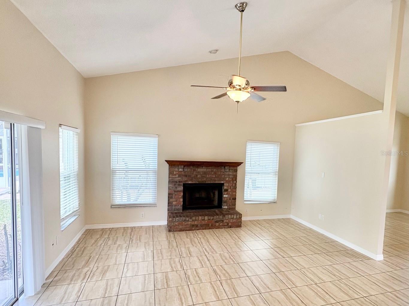 Image 9 of 32 For 2813 Rolling Broak Drive