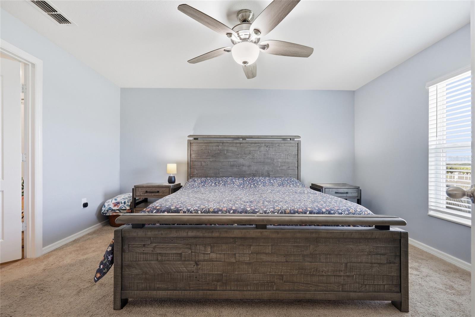 Image 13 of 29 For 1607 Swan Lake Circle