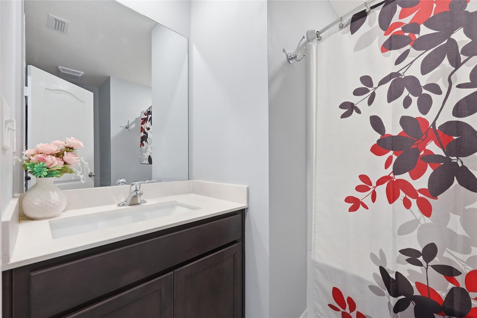 Image 22 of 29 For 1607 Swan Lake Circle