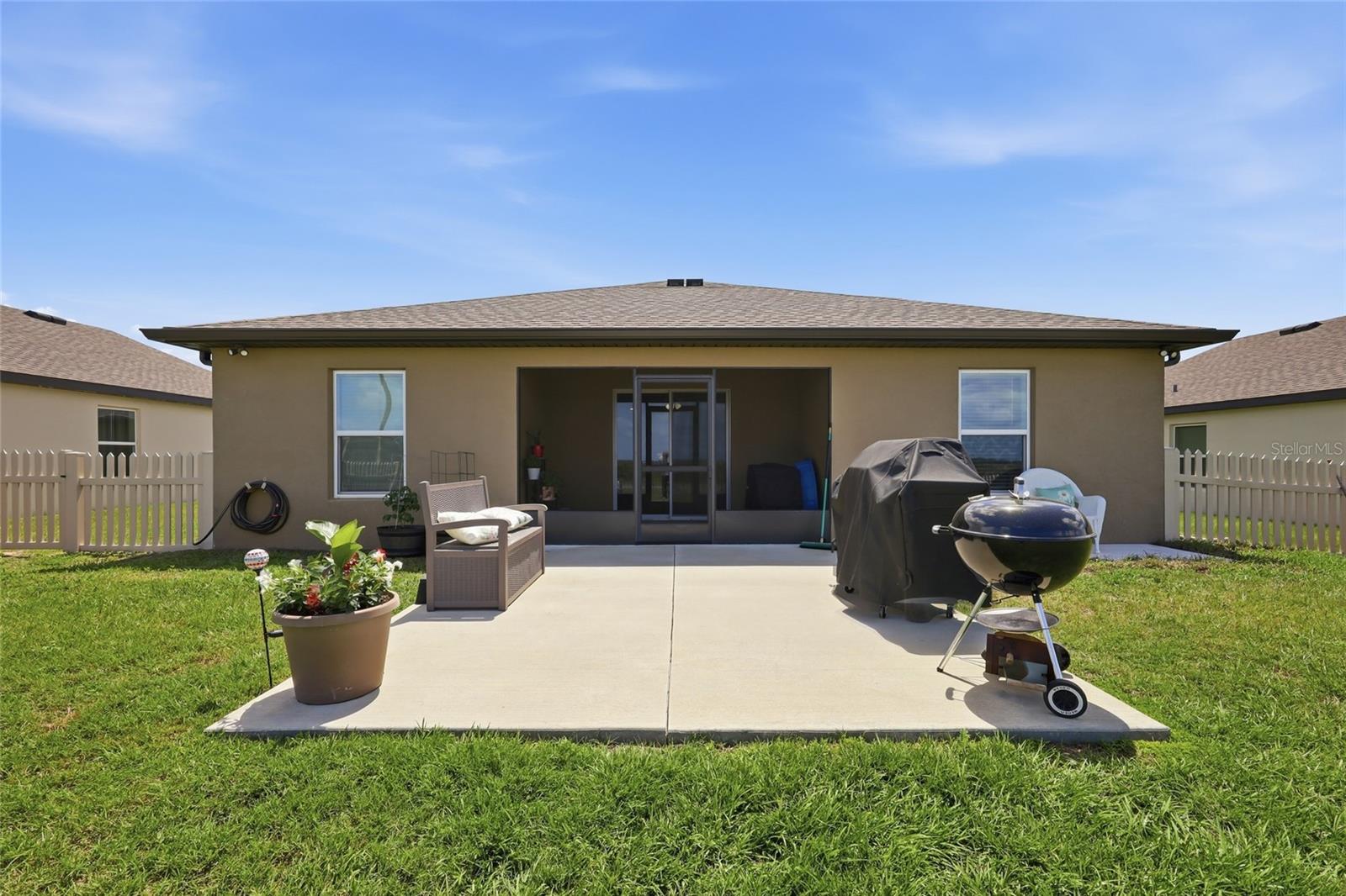 Image 25 of 29 For 1607 Swan Lake Circle