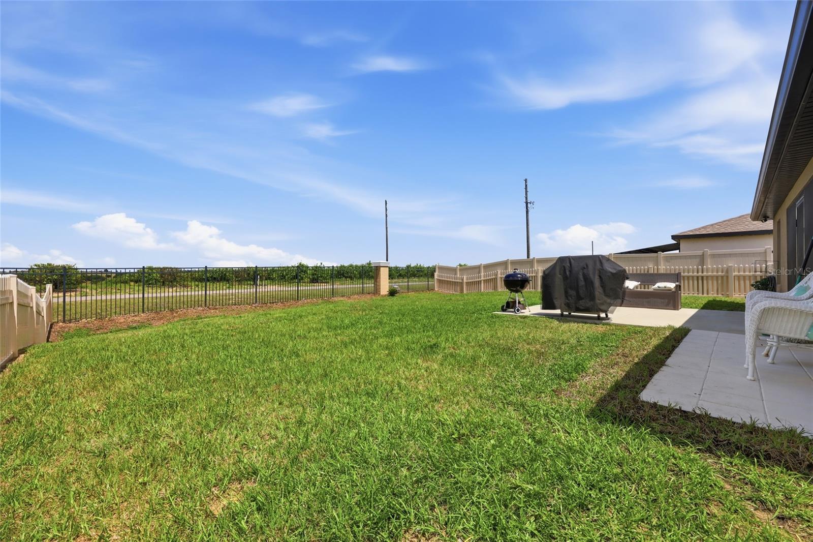 Image 28 of 29 For 1607 Swan Lake Circle