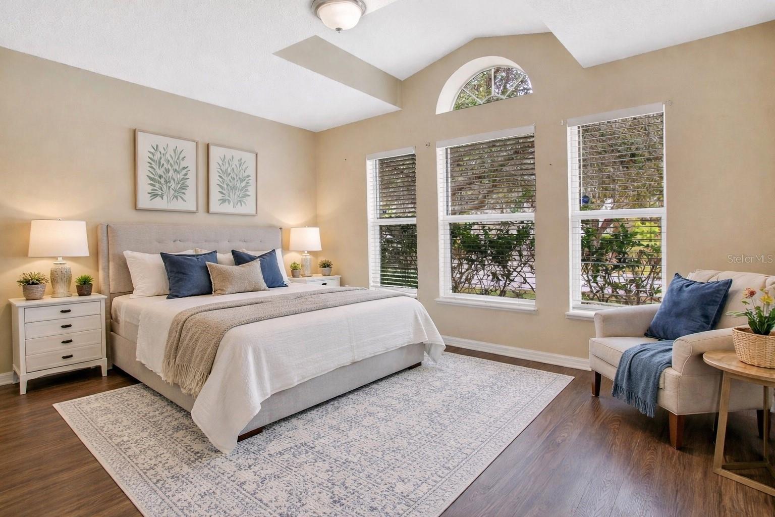 Image 7 of 14 For 1983 Peridot Circle