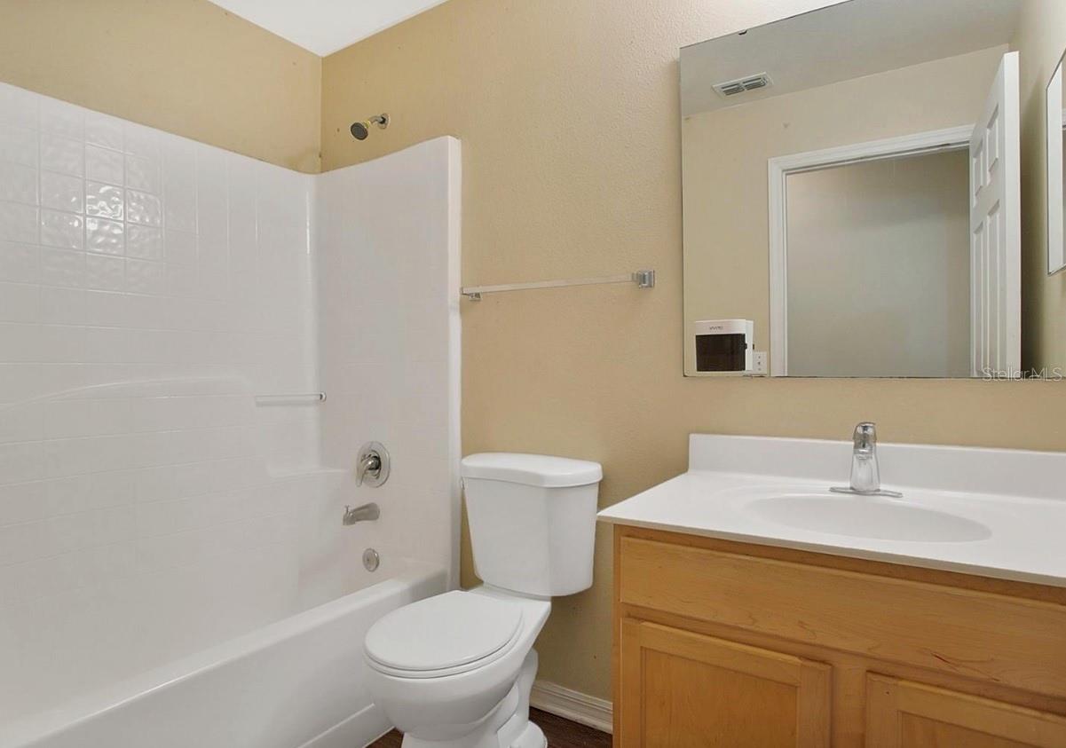 Image 9 of 14 For 1983 Peridot Circle