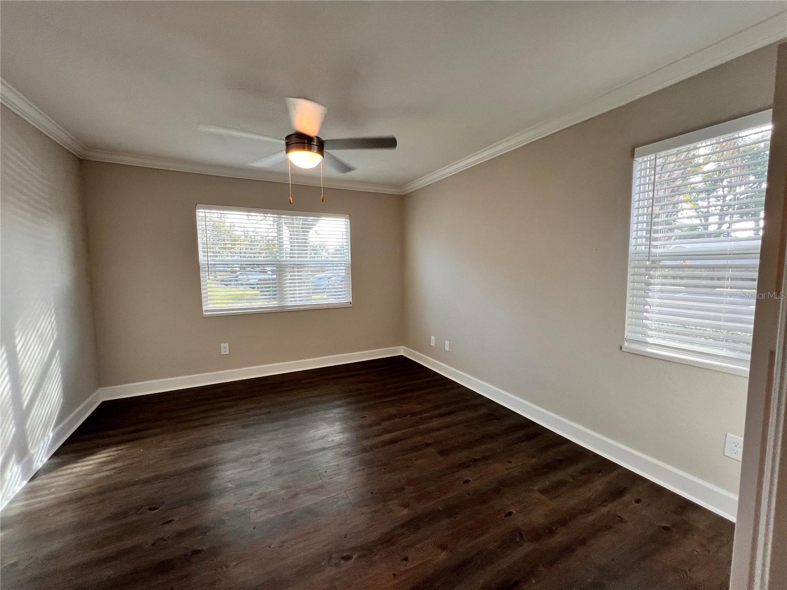 Image 12 of 23 For 2536 Woodgate Boulevard 107