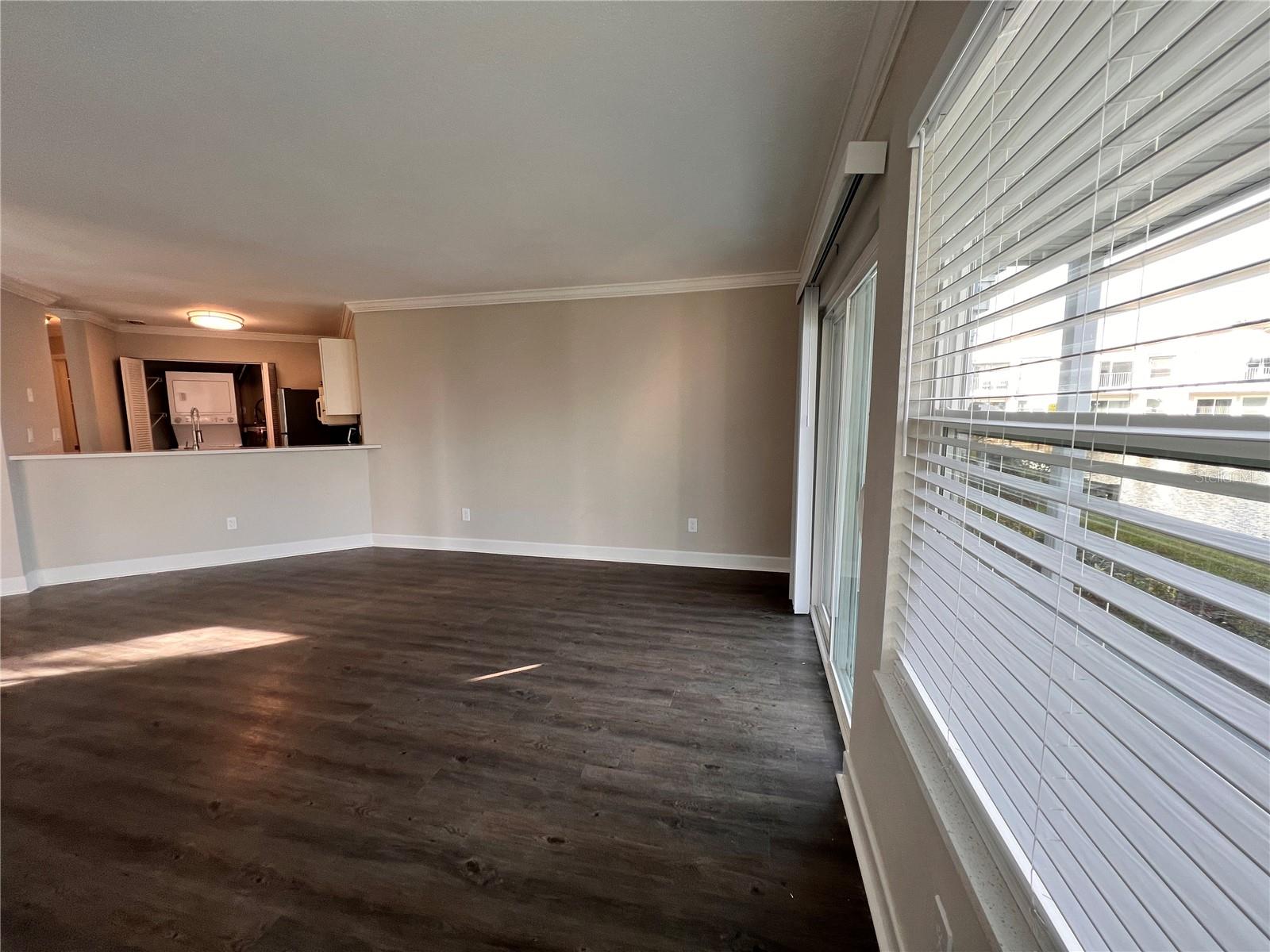 Image 6 of 23 For 2536 Woodgate Boulevard 107