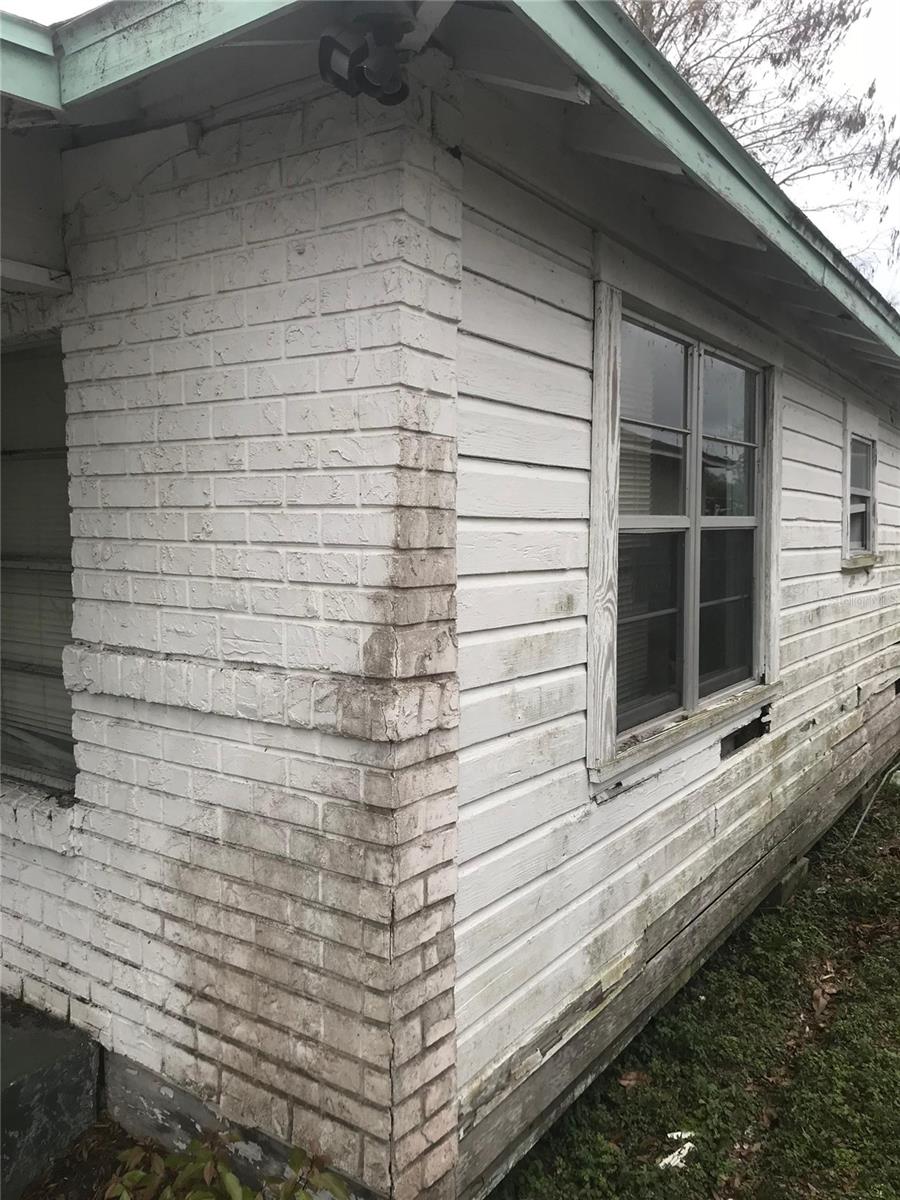 Image 4 of 5 For 2340 Broadway Street