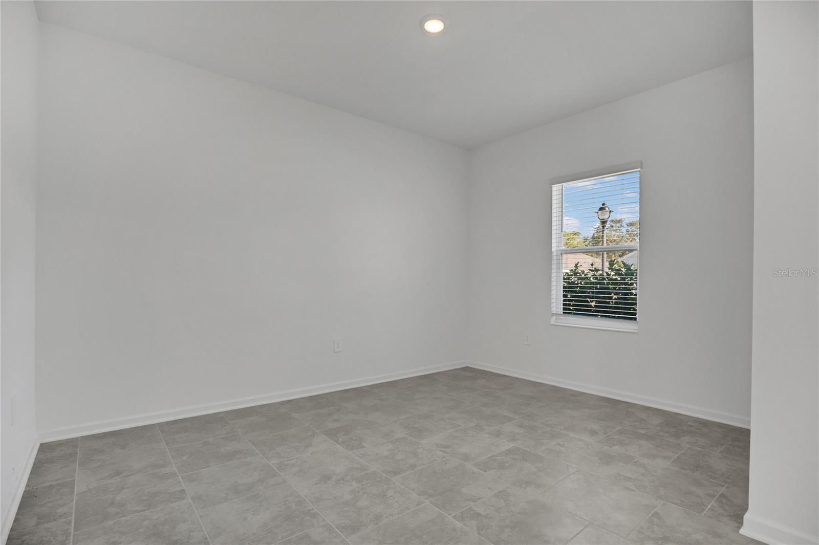 Image 13 of 35 For 2048 Shaggy Fisher Drive