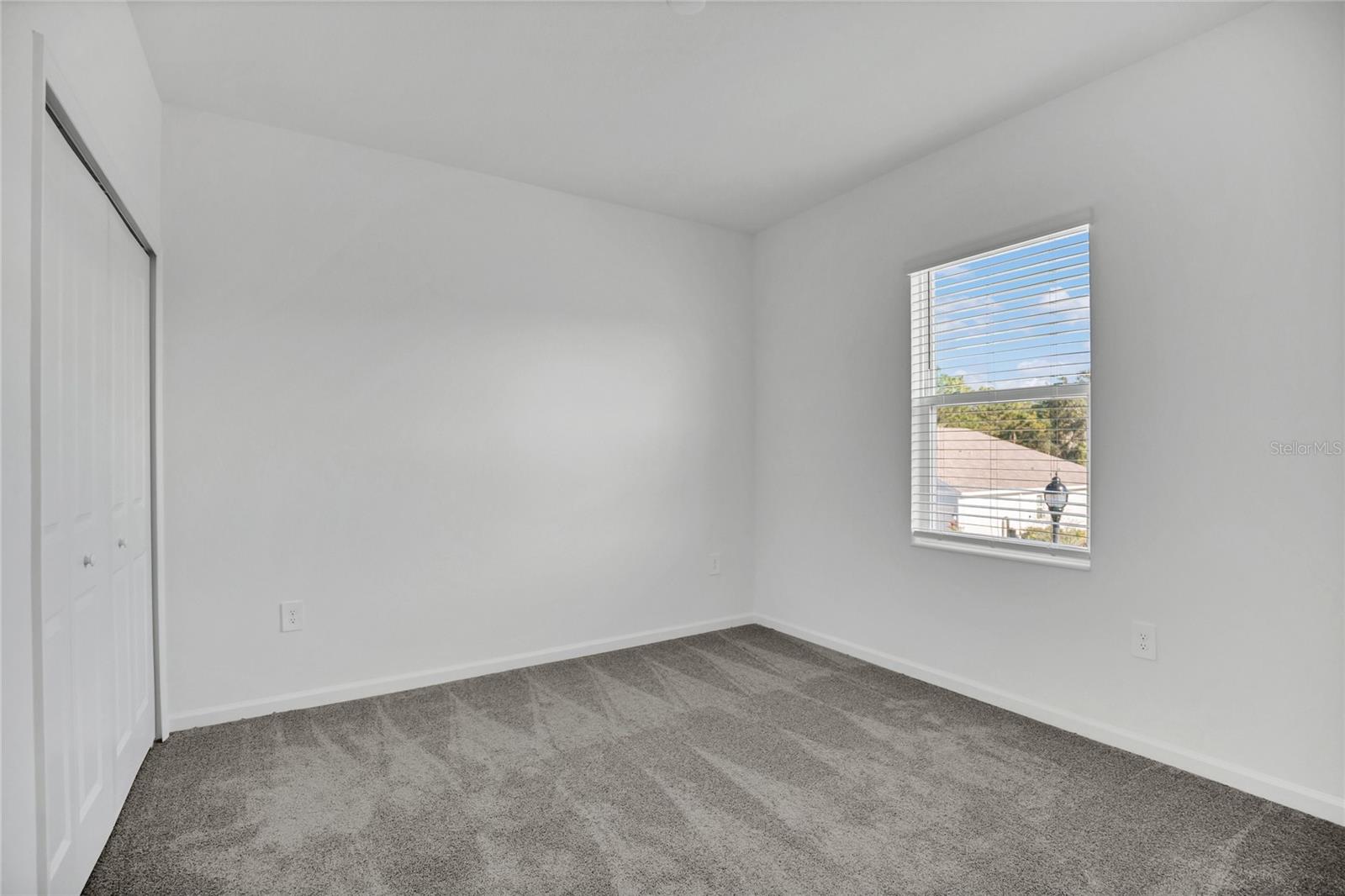 Image 25 of 35 For 2048 Shaggy Fisher Drive