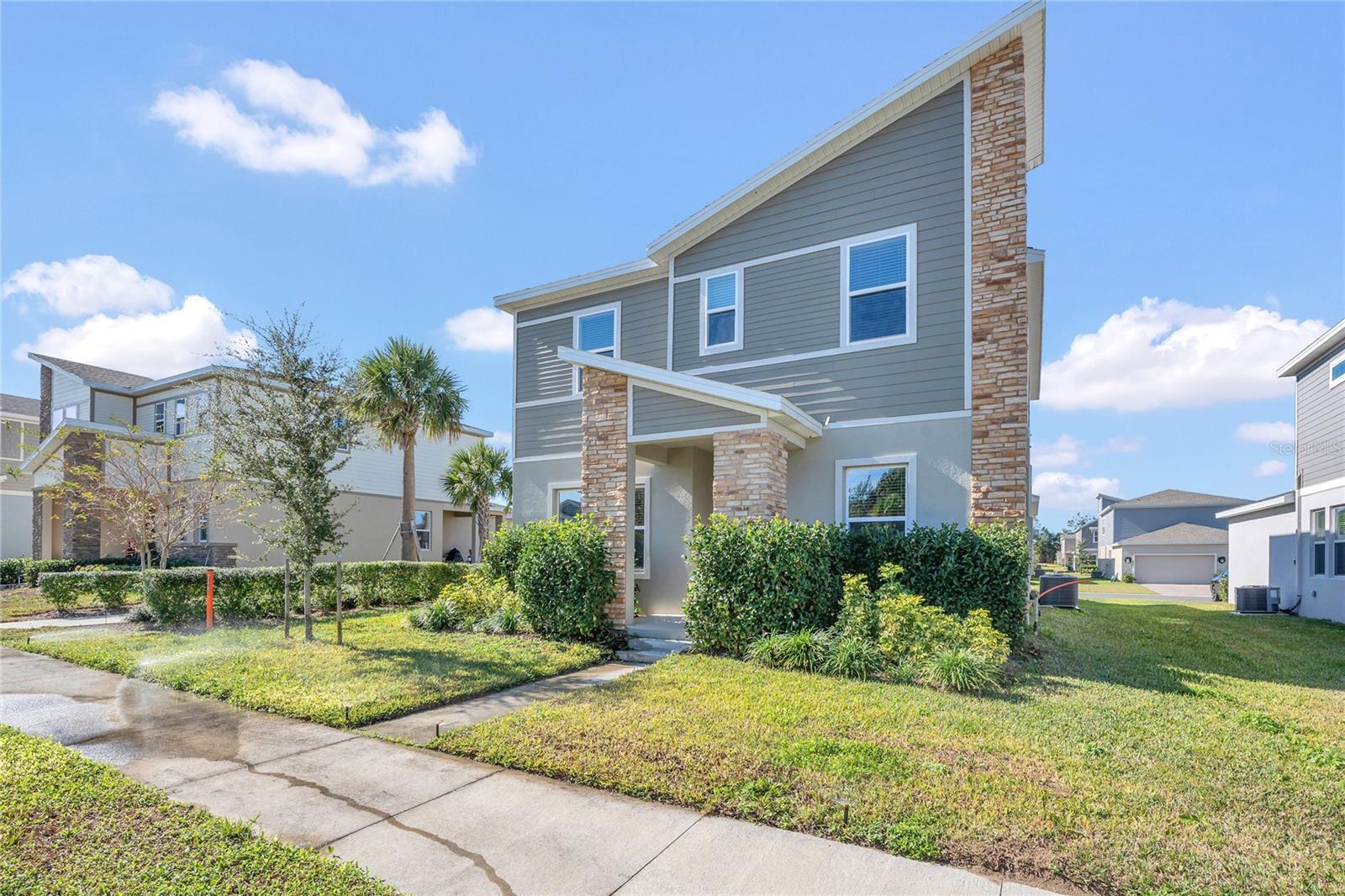 Image 3 of 35 For 2048 Shaggy Fisher Drive