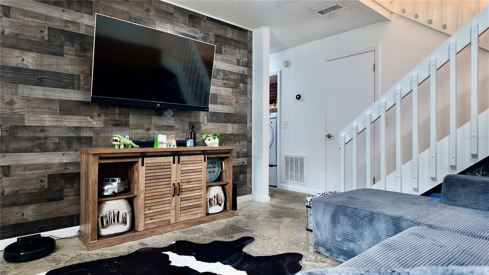 Image 6 of 45 For 4694 Pheasant Run Drive 2b