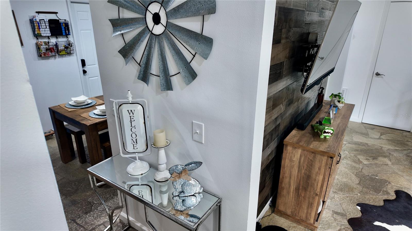 Image 9 of 45 For 4694 Pheasant Run Drive 2b