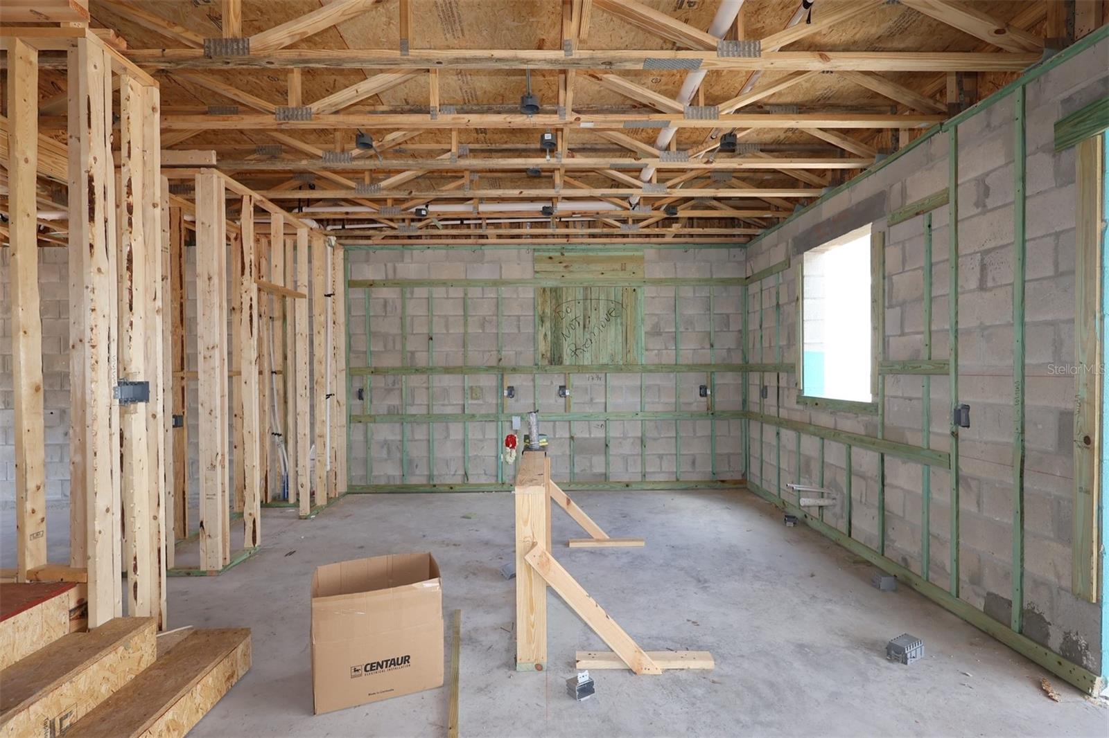 Image 8 of 14 For 6891 Yellow Warbler Bend