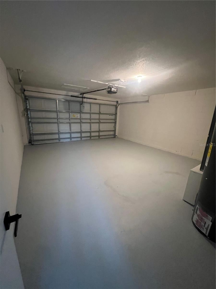 Image 16 of 18 For 1049 Clovercrest Road