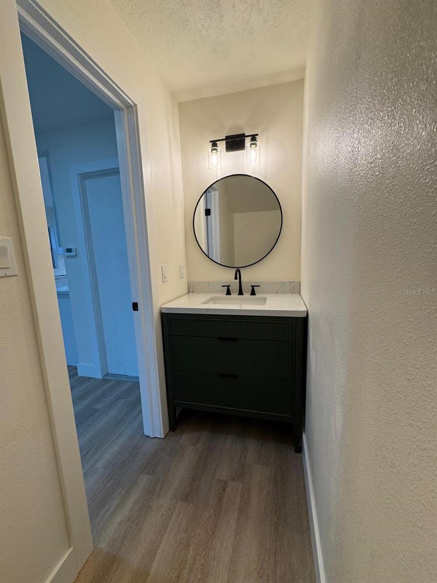 Image 8 of 18 For 1049 Clovercrest Road