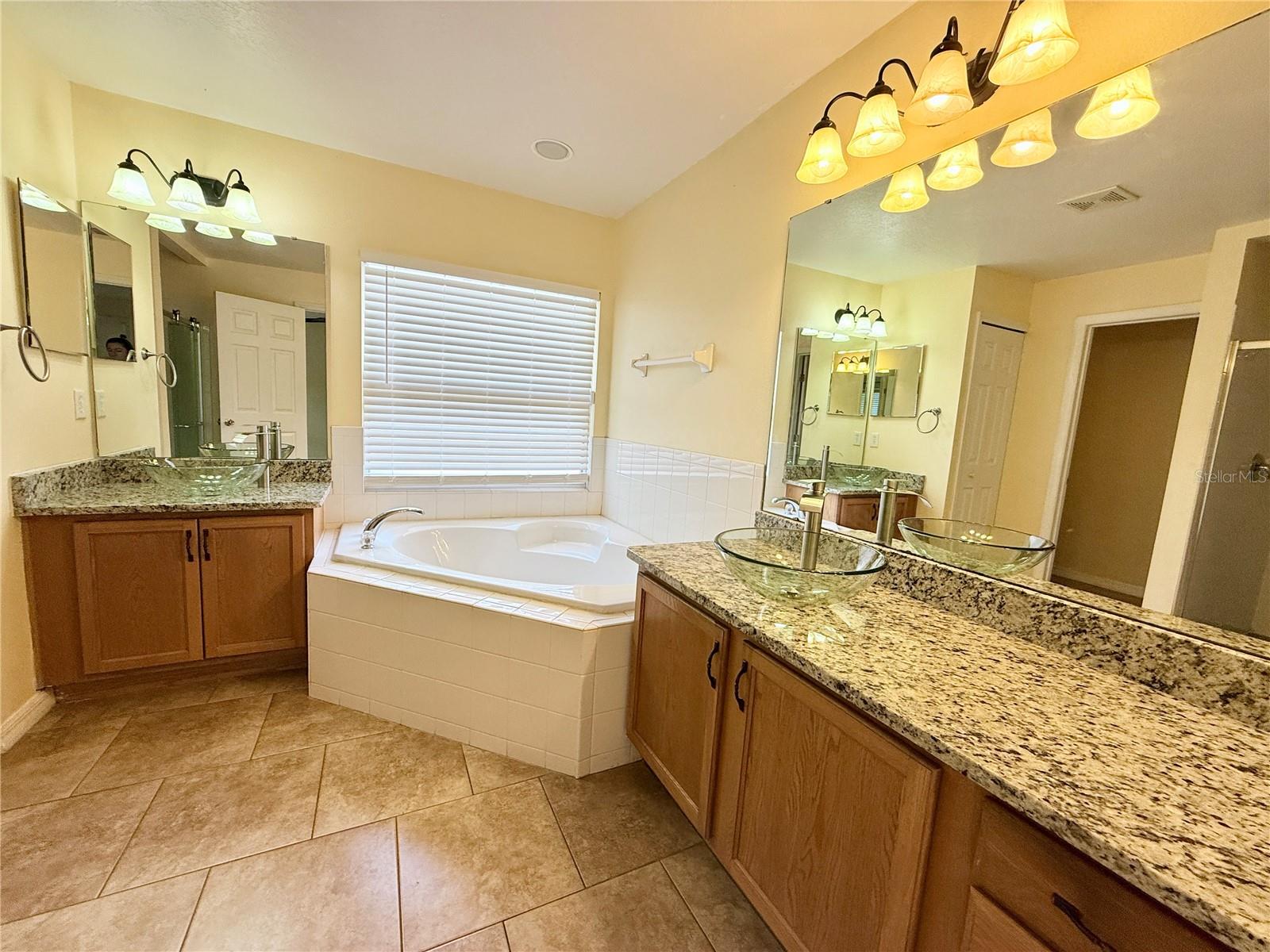 Image 10 of 23 For 592 Blue Park Road