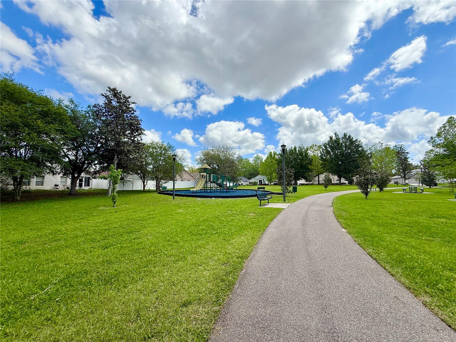 Image 22 of 23 For 592 Blue Park Road