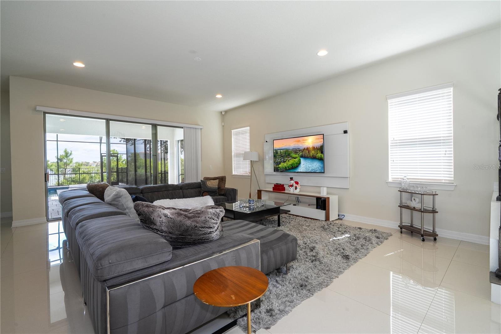 Image 11 of 82 For 11142 Lemon Lake Boulevard