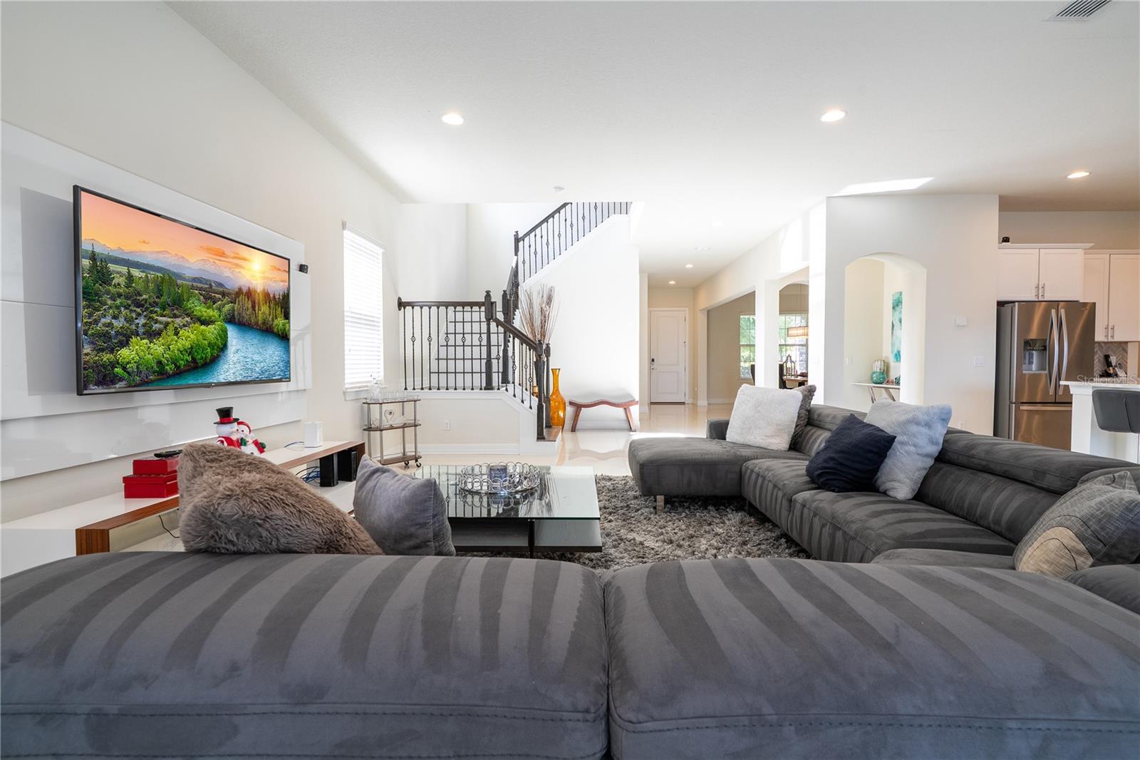 Image 14 of 82 For 11142 Lemon Lake Boulevard