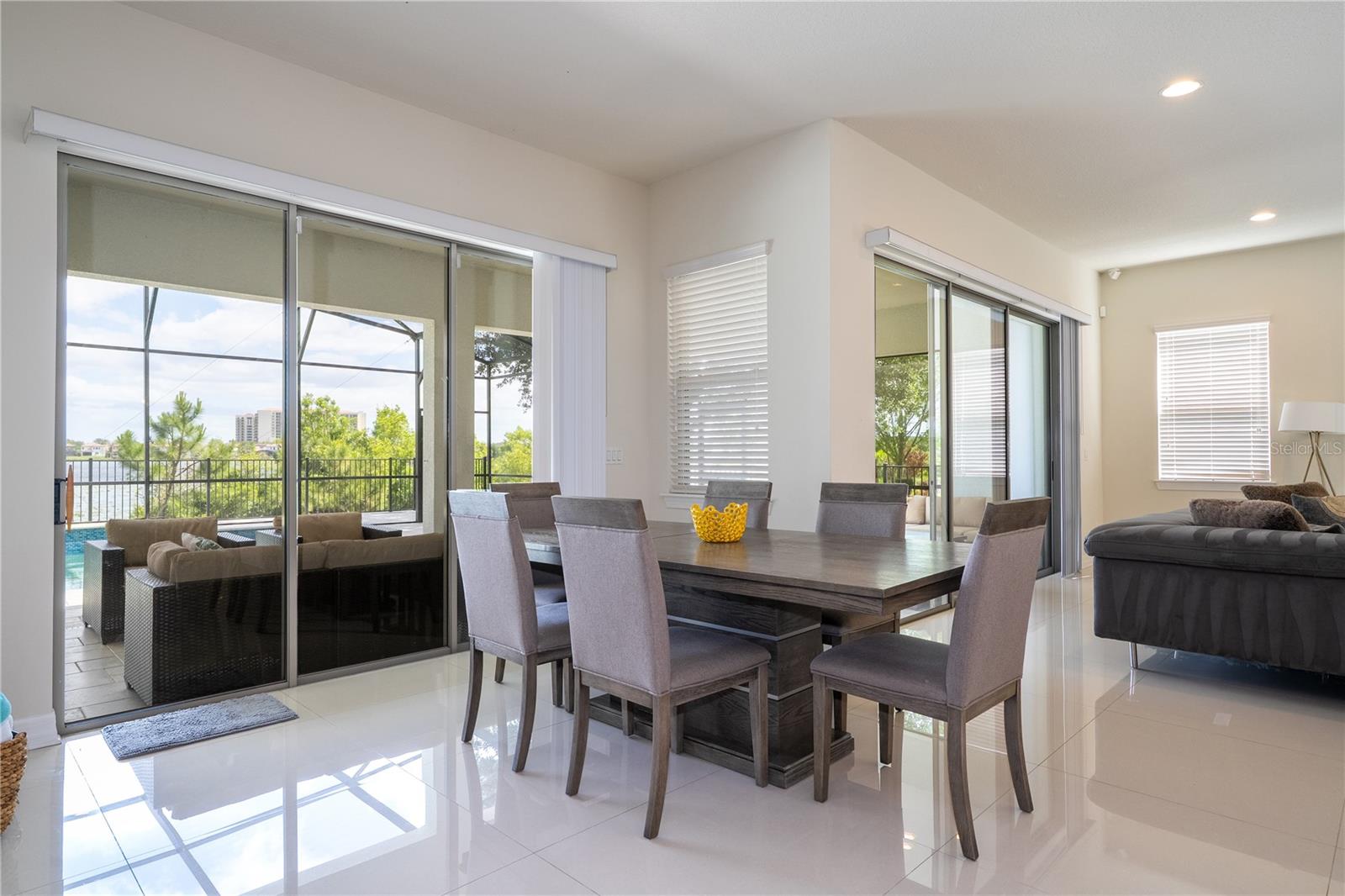 Image 22 of 82 For 11142 Lemon Lake Boulevard