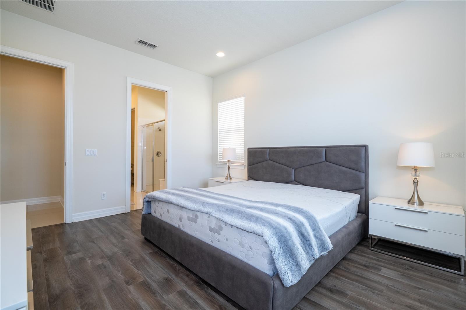 Image 23 of 82 For 11142 Lemon Lake Boulevard