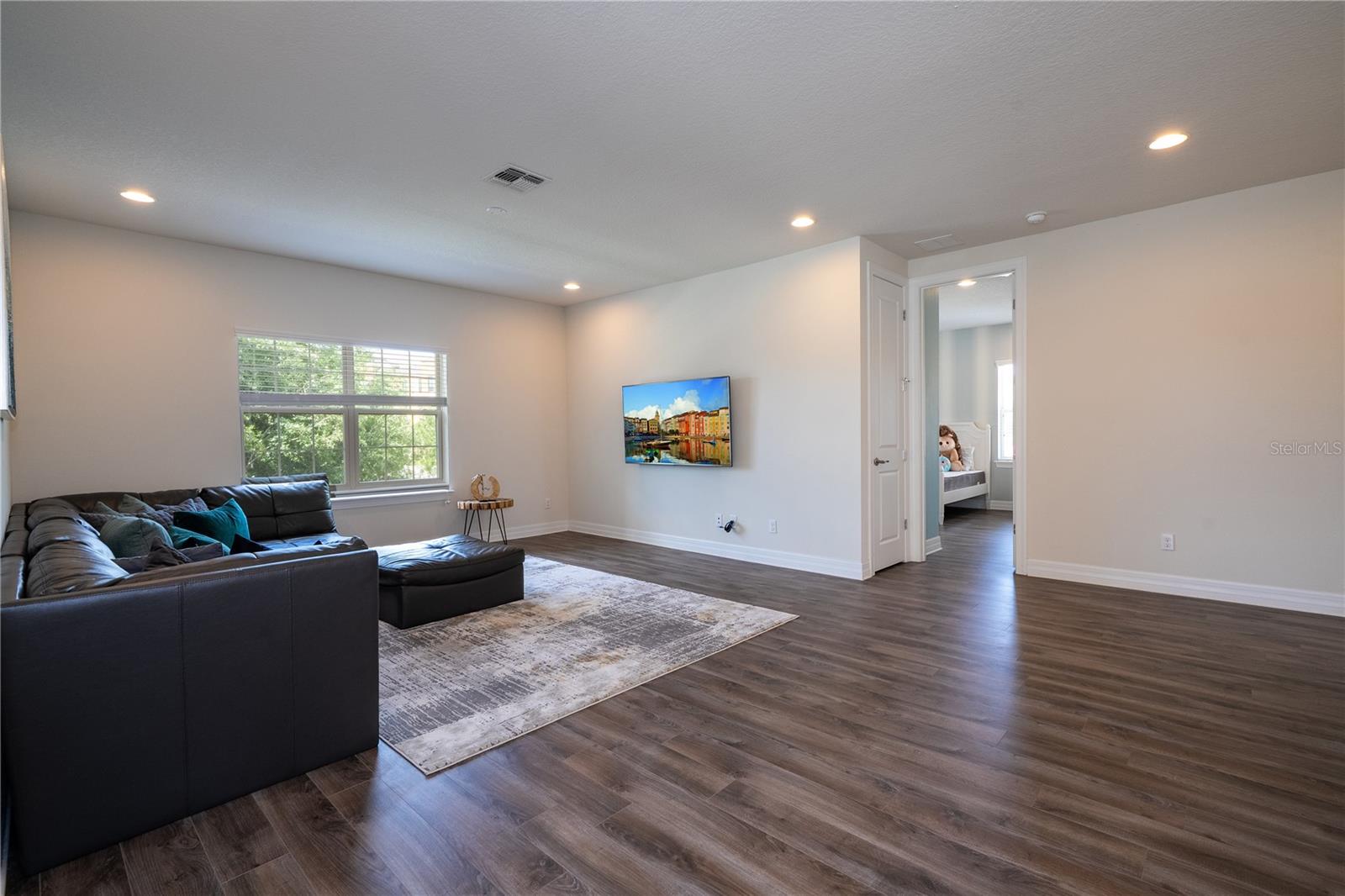 Image 32 of 82 For 11142 Lemon Lake Boulevard