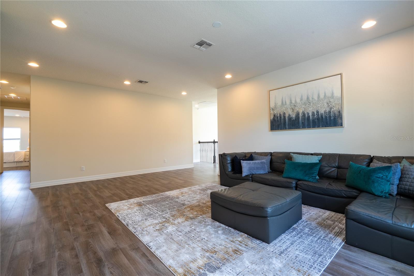 Image 33 of 82 For 11142 Lemon Lake Boulevard