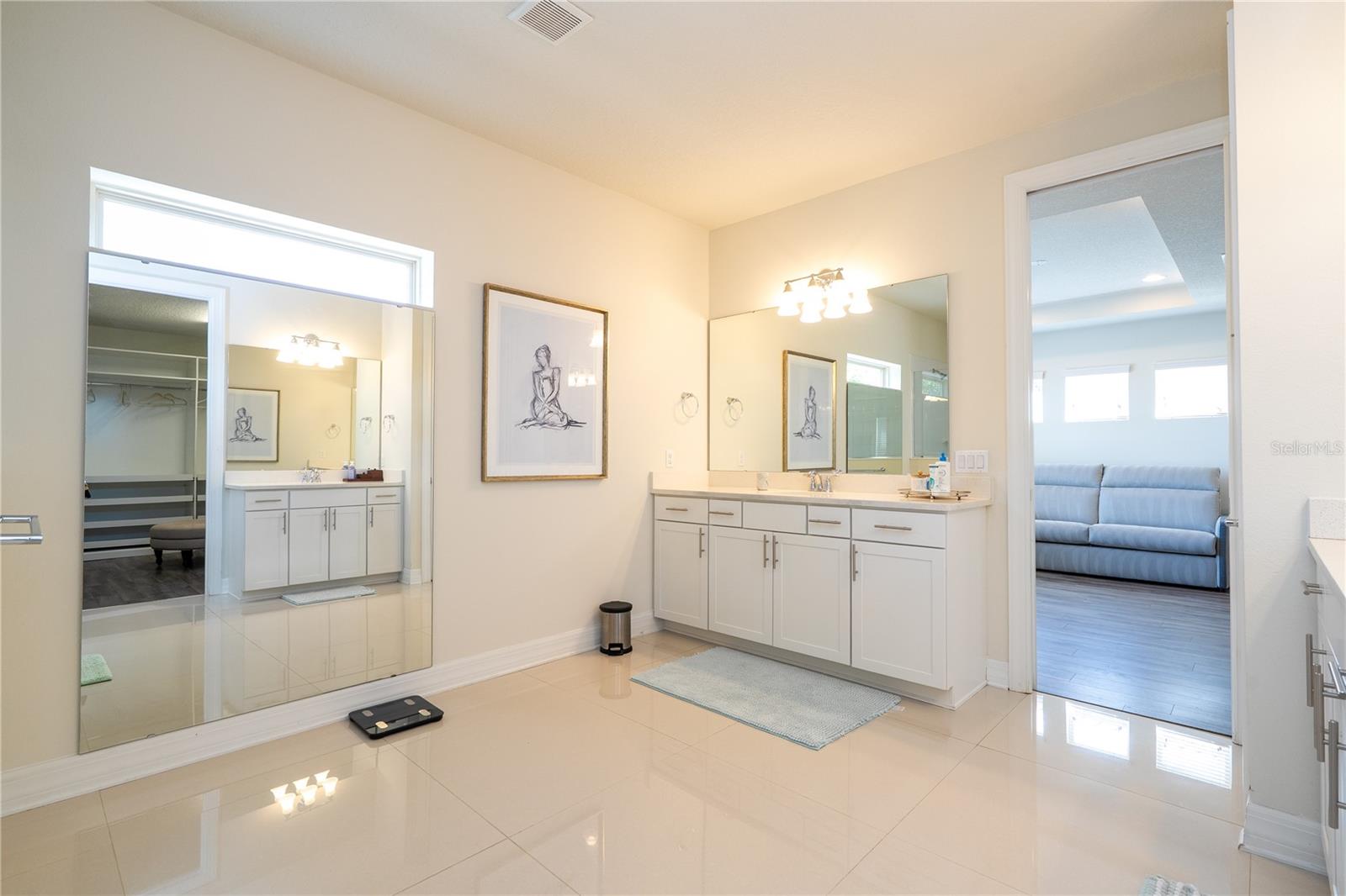 Image 38 of 82 For 11142 Lemon Lake Boulevard