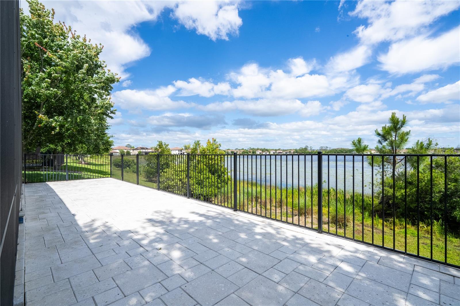 Image 69 of 82 For 11142 Lemon Lake Boulevard