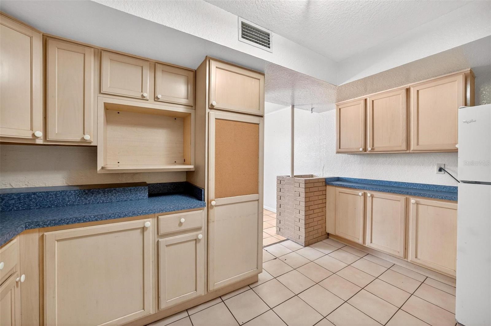 Image 15 of 45 For 715 Randolph Avenue