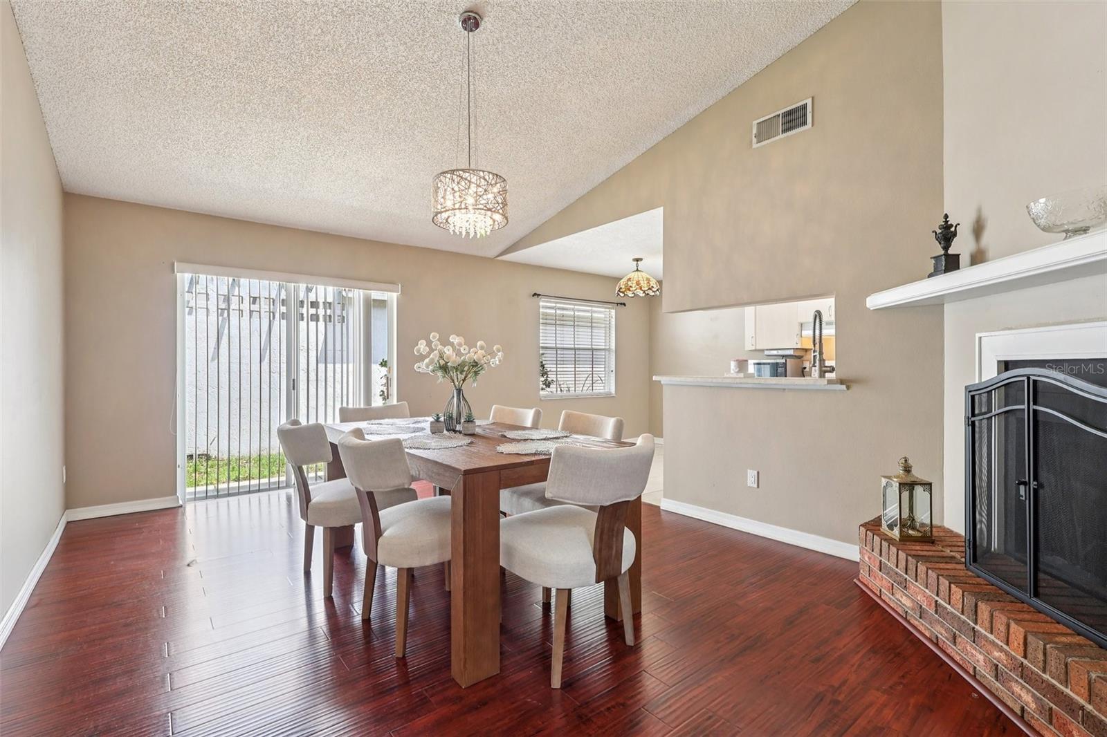 Image 13 of 43 For 1468 Auburn Green Loop