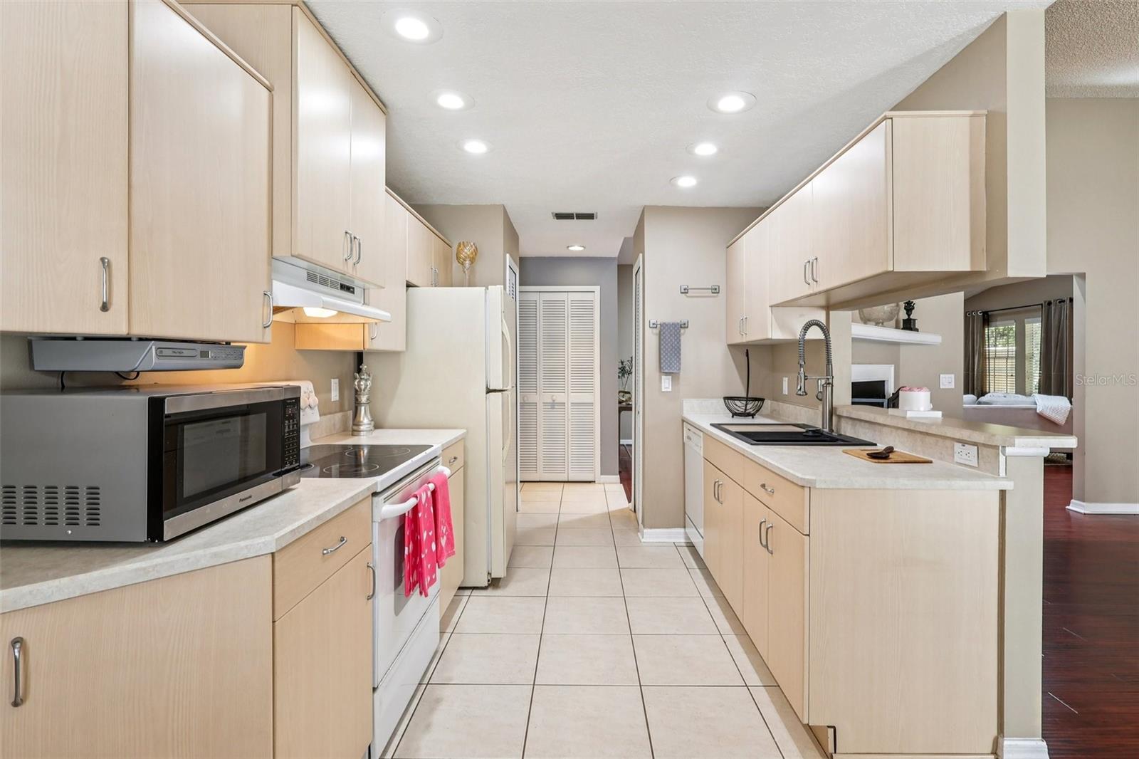 Image 20 of 43 For 1468 Auburn Green Loop