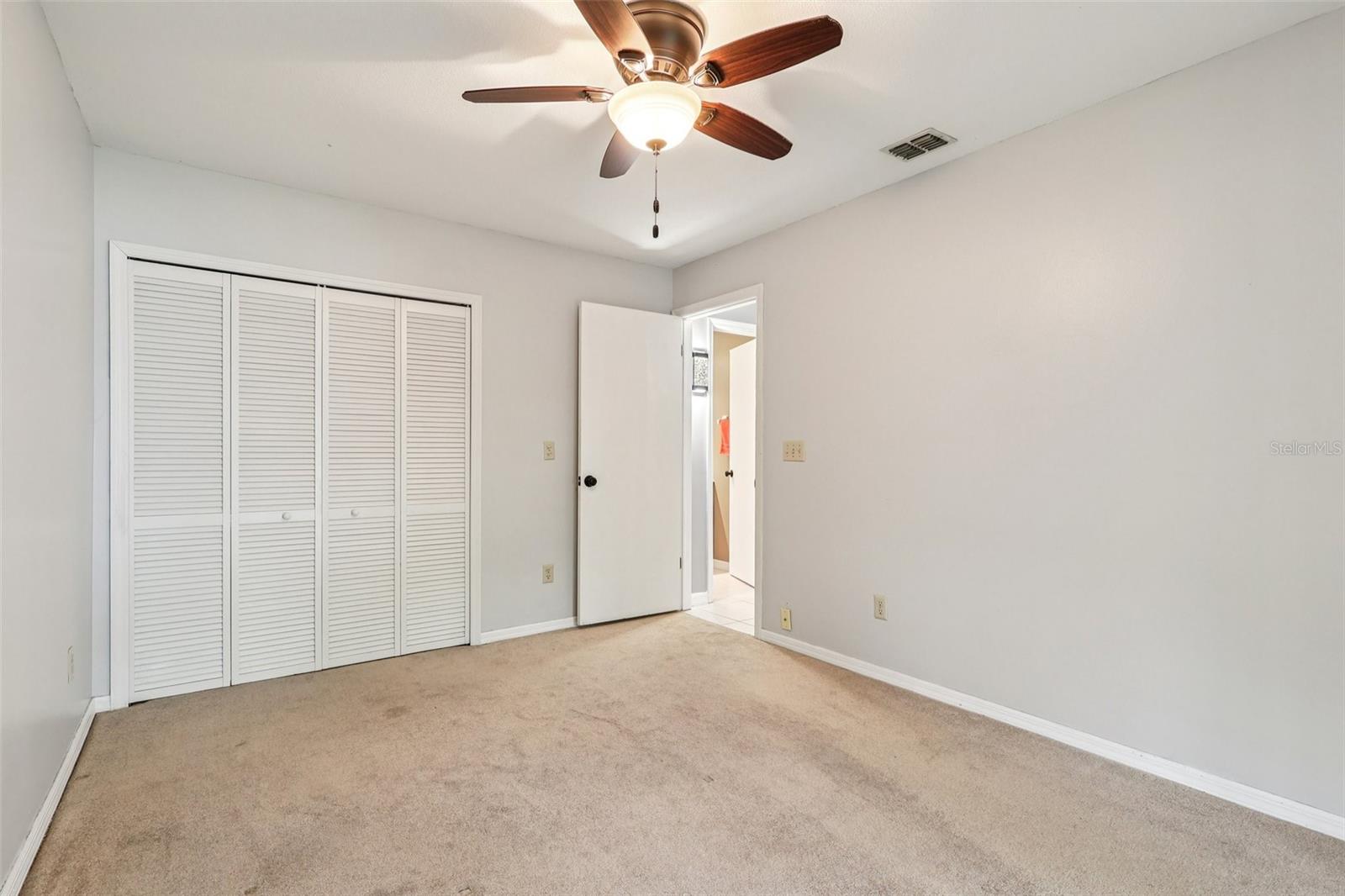 Image 23 of 43 For 1468 Auburn Green Loop