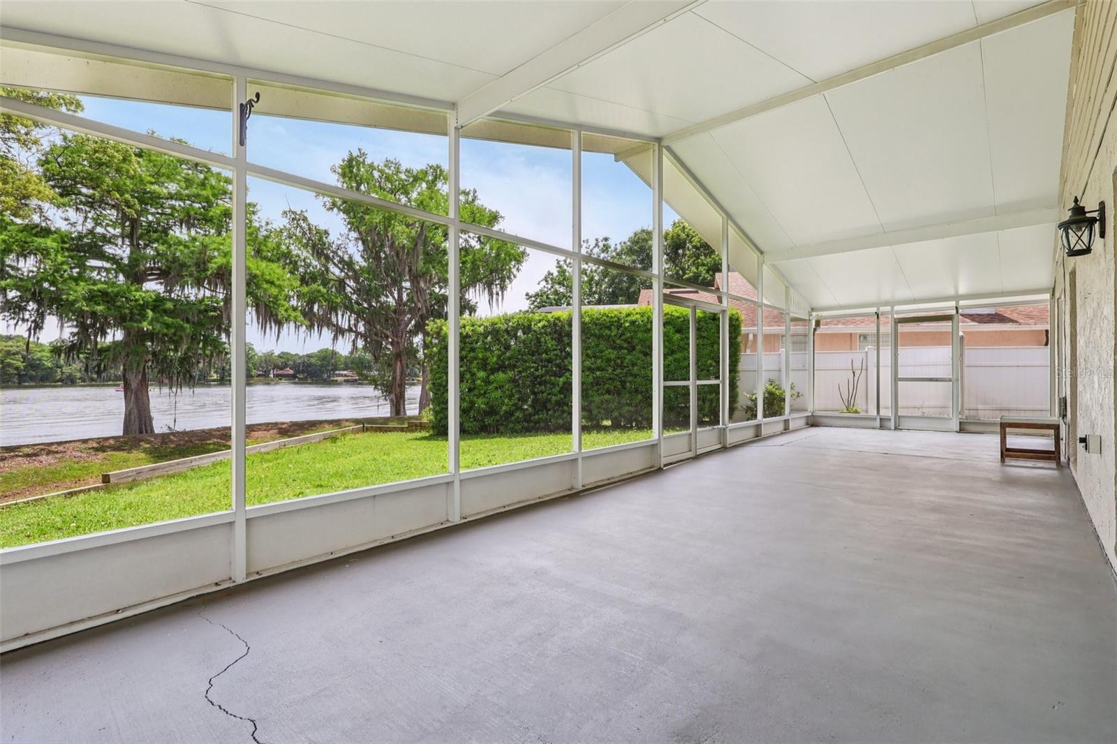 Image 38 of 43 For 1468 Auburn Green Loop