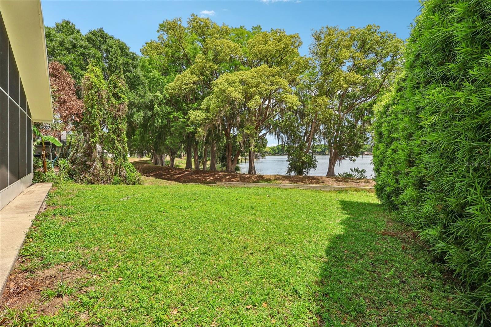 Image 41 of 43 For 1468 Auburn Green Loop