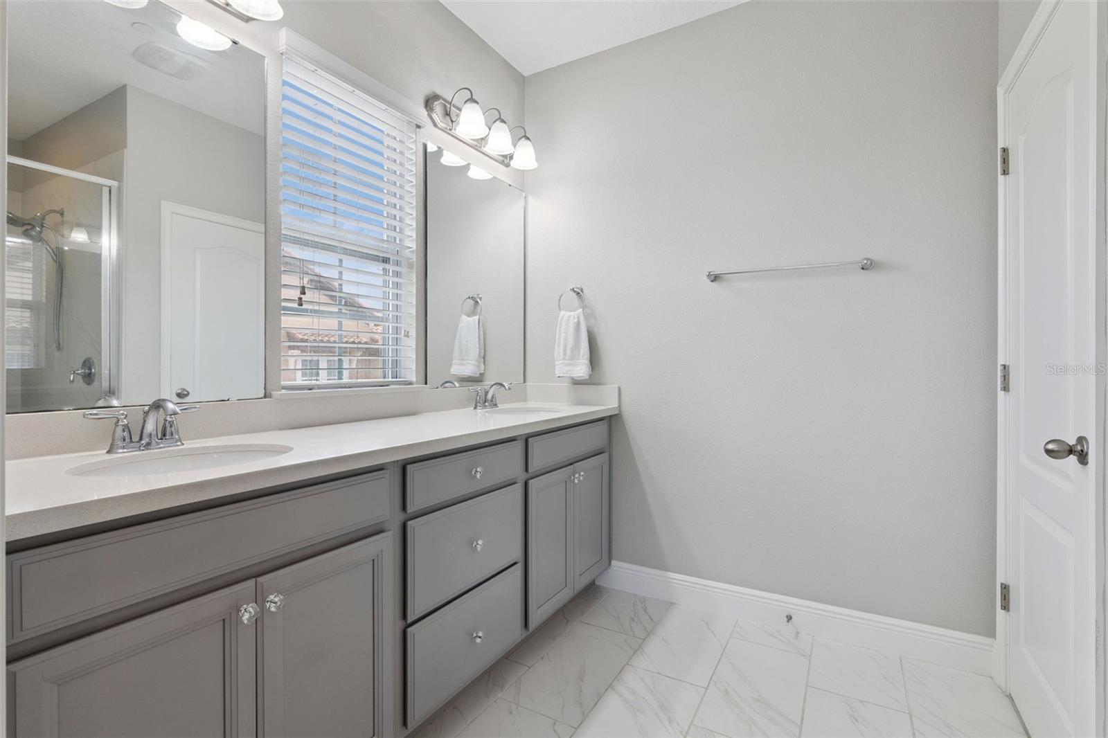 Image 17 of 32 For 2600 Lobelia Drive