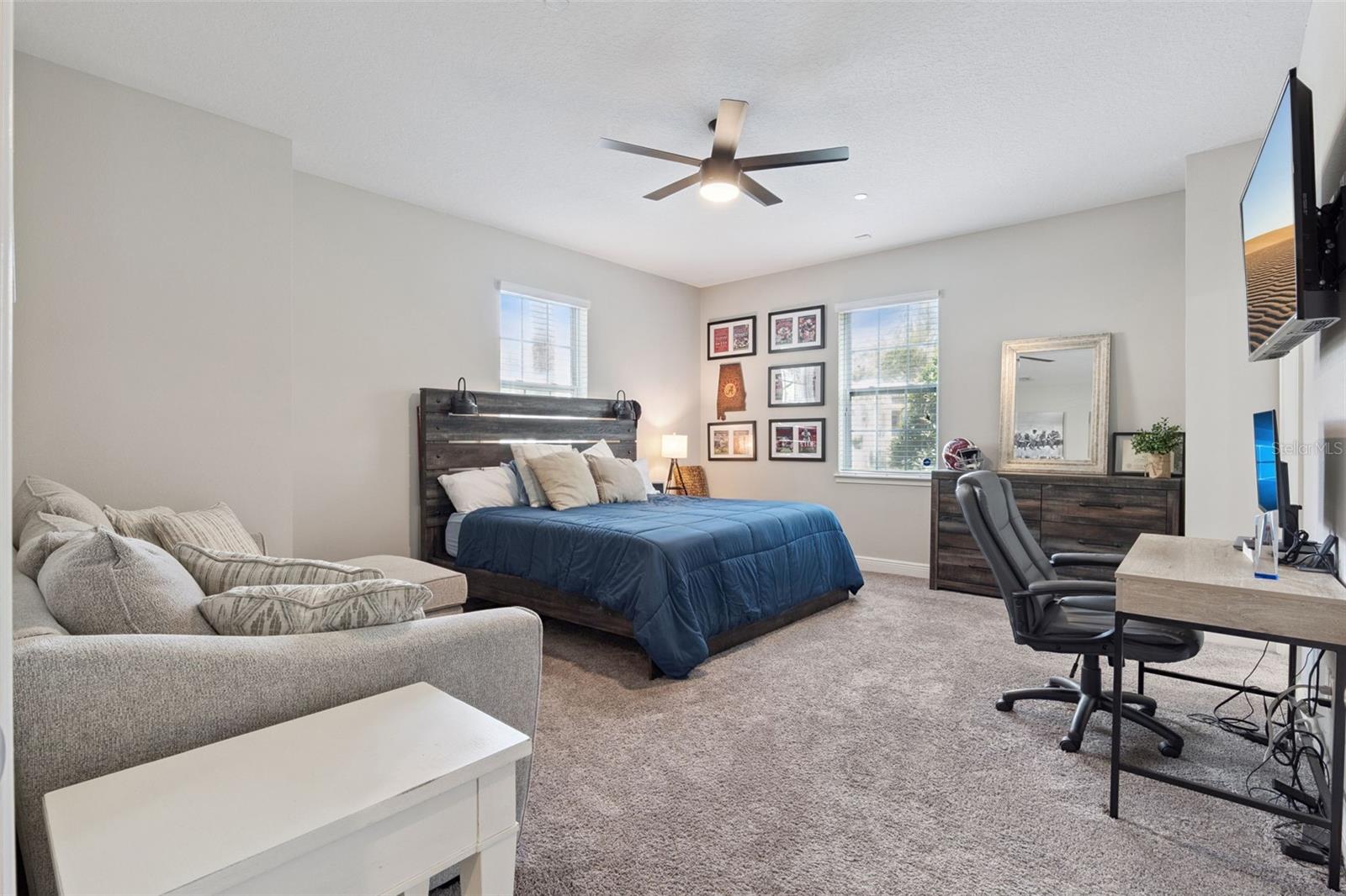 Image 23 of 32 For 2600 Lobelia Drive