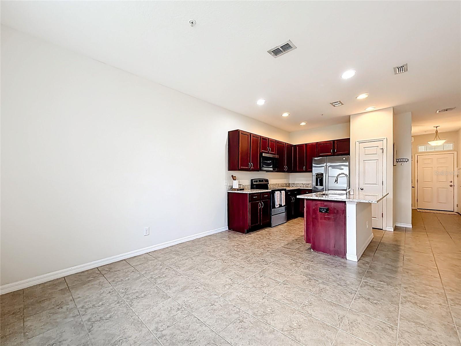 Image 13 of 72 For 661 Fortanini Circle