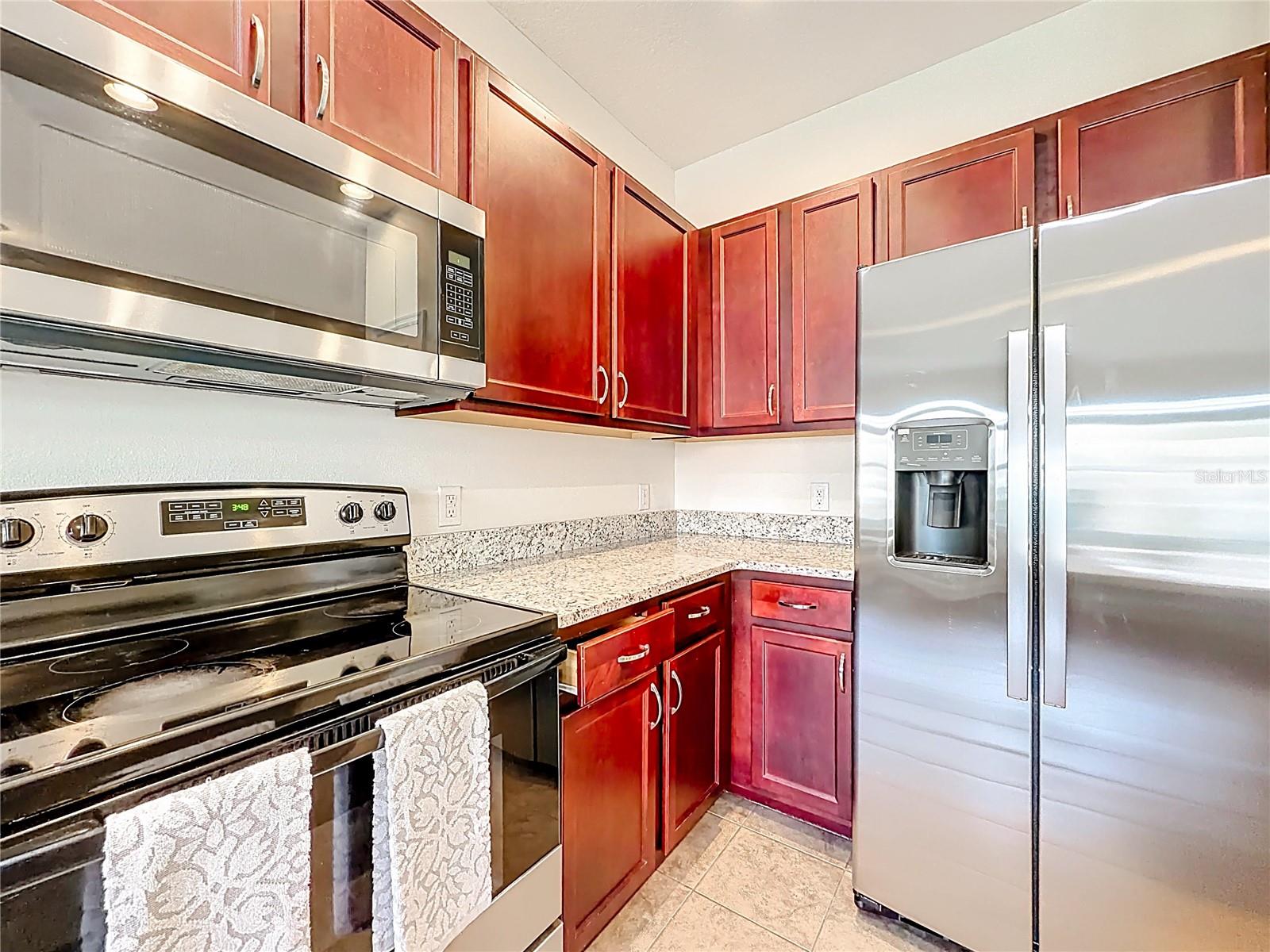 Image 16 of 72 For 661 Fortanini Circle