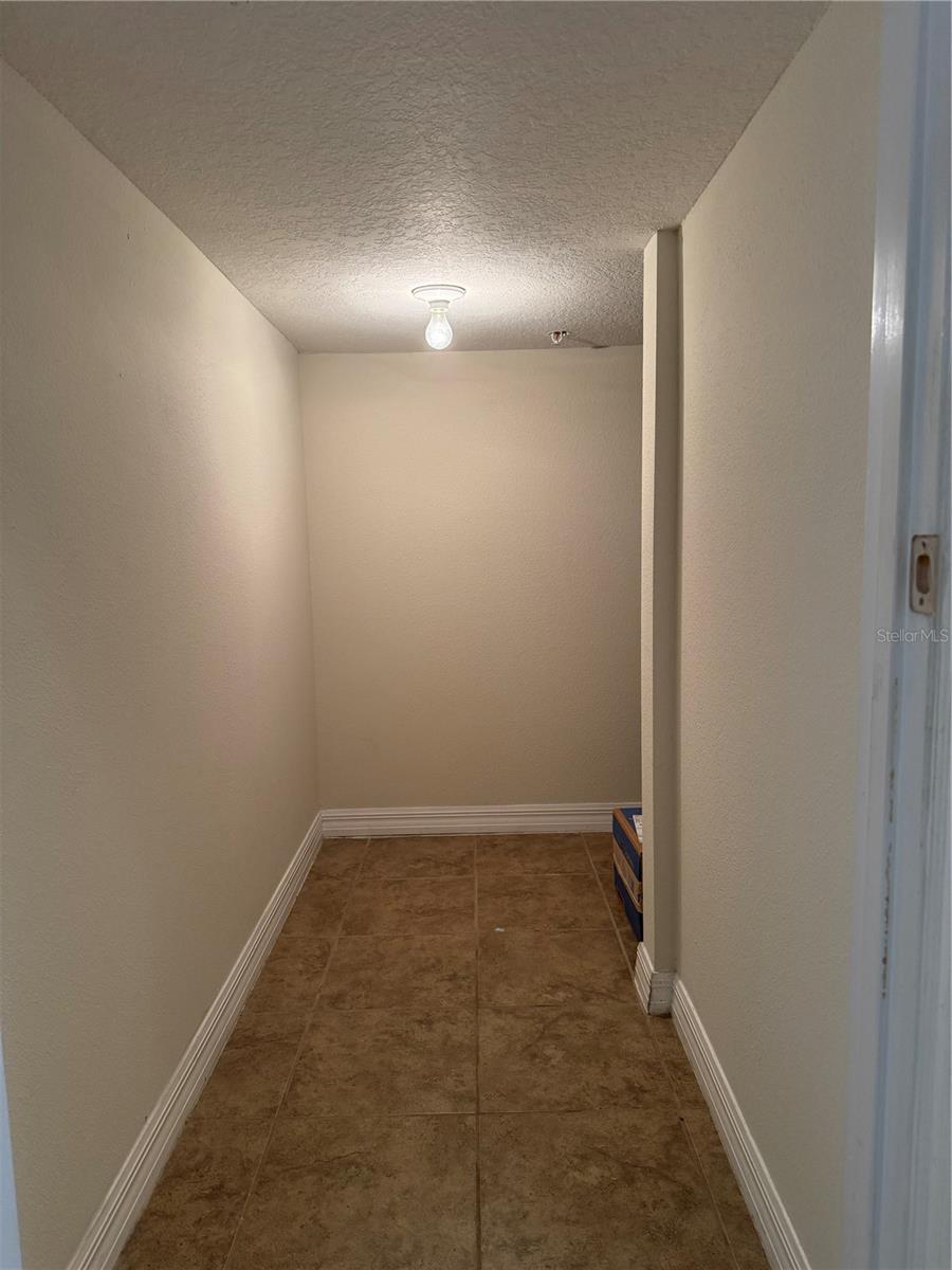 Image 47 of 72 For 661 Fortanini Circle