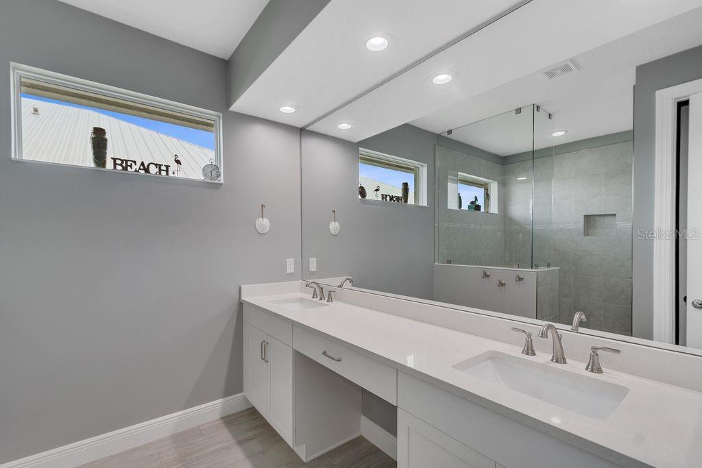 Image 15 of 25 For 5625 Arabella Lane