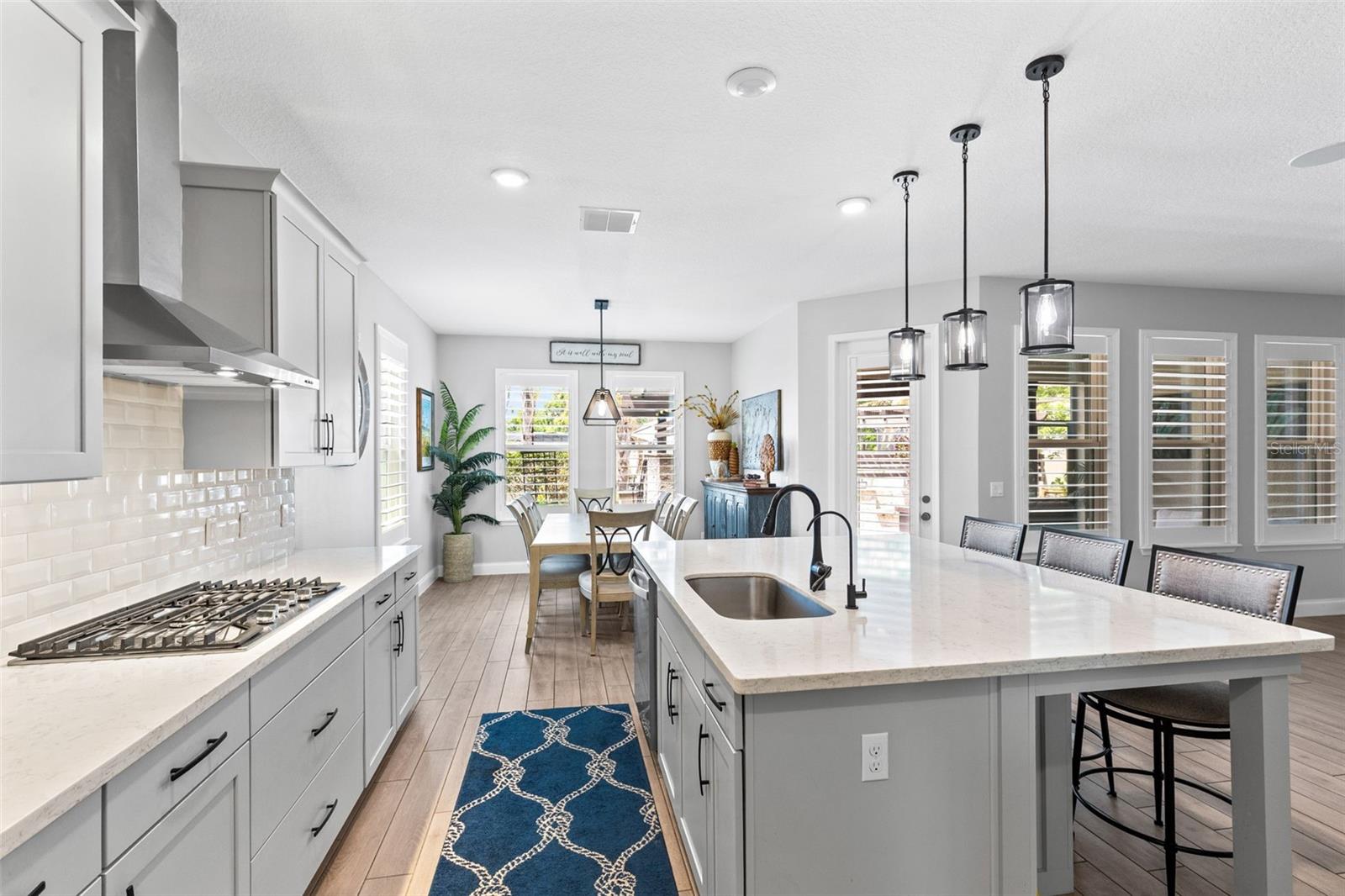 Image 14 of 39 For 705 Primrose Willow Way